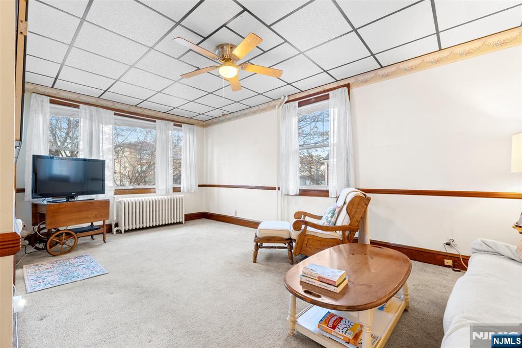 840 Roosevelt Avenue Secaucus, NJ 07094 - Photo 5 of 28