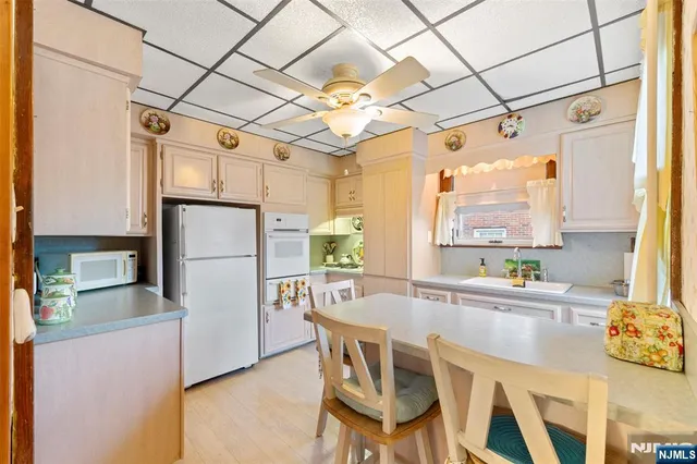 $650,000 | 840 Roosevelt Avenue, Secaucus, NJ 07094