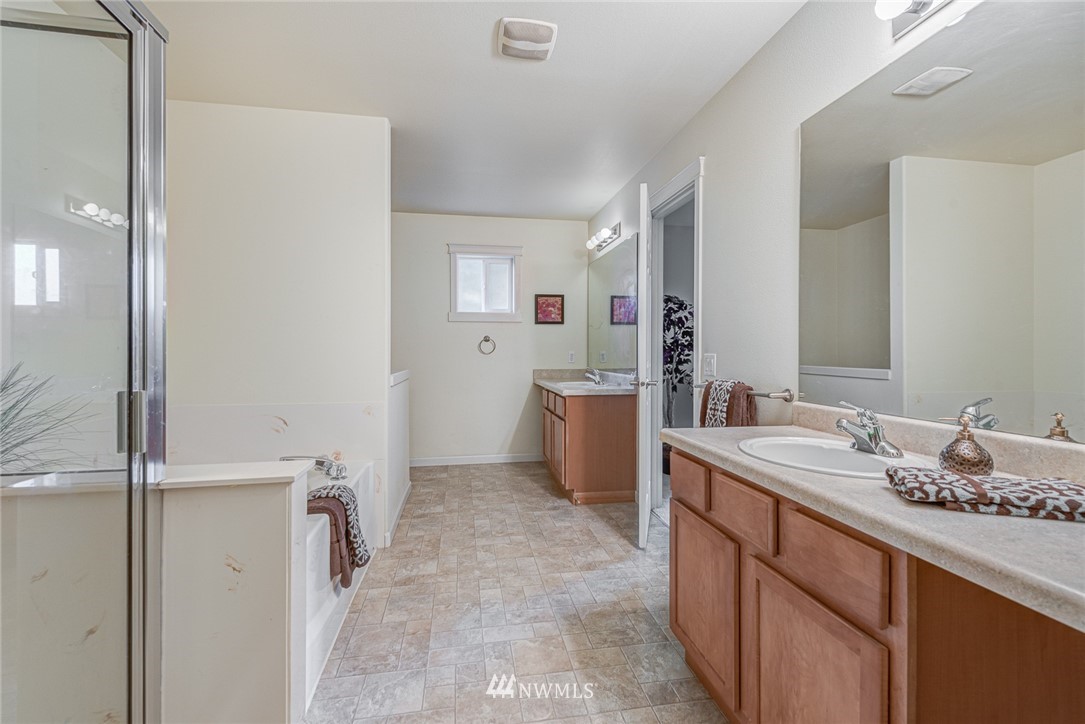 3820 155th Place Southeast Bothell, WA 98012 - Photo 24 of 35 Gallery Image 24