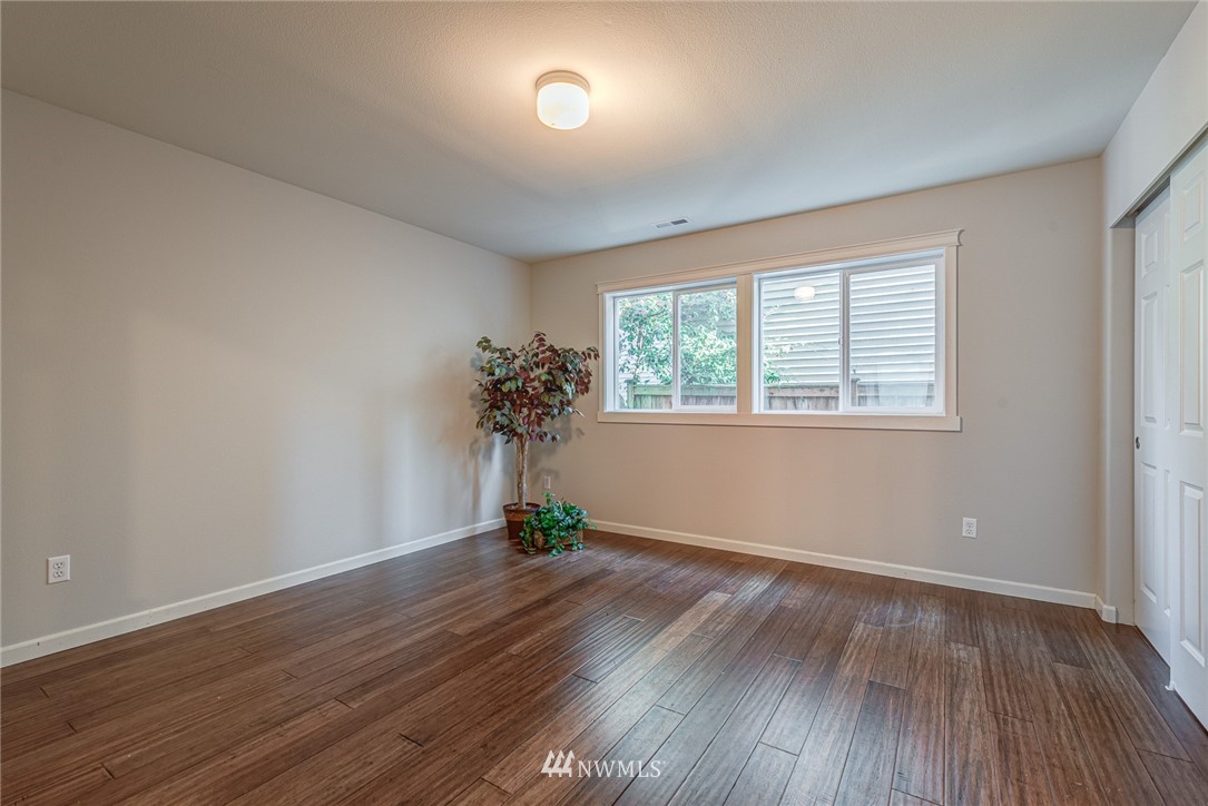 3820 155th Place Southeast Bothell, WA 98012 - Photo 6 of 35 Gallery Image 6