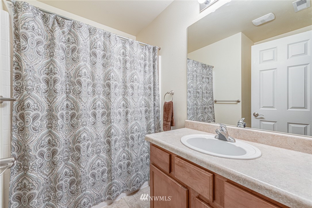 3820 155th Place Southeast Bothell, WA 98012 - Photo 8 of 35 Gallery Image 8