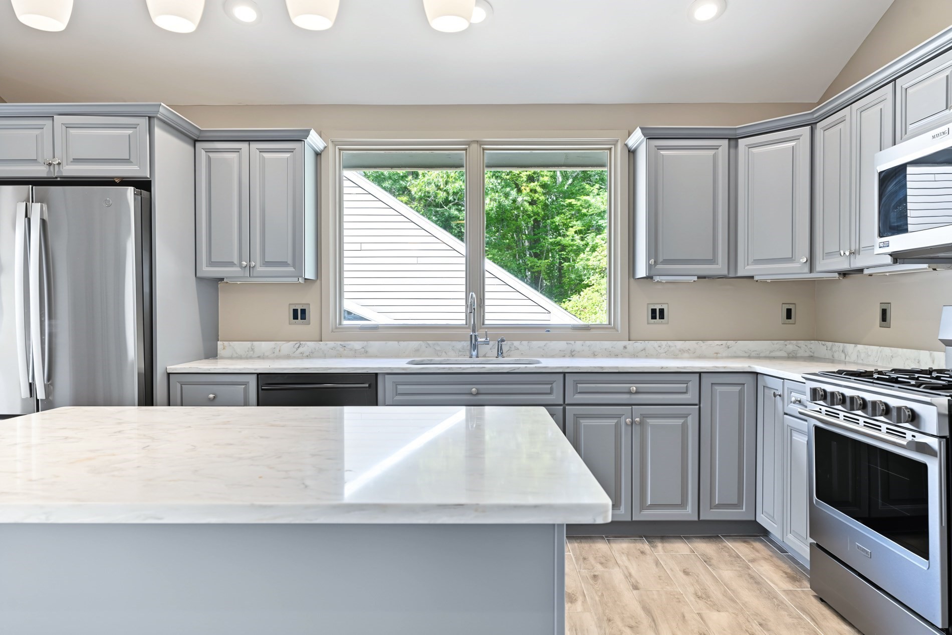 241 Perryville Road Rehoboth, MA 02769 - Photo 16 of 21 Gallery Image 16