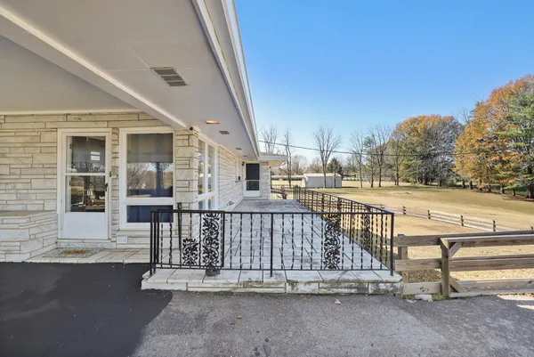 $685,000 | 676 Ferguson Hill Road, Lafayette, TN 37083