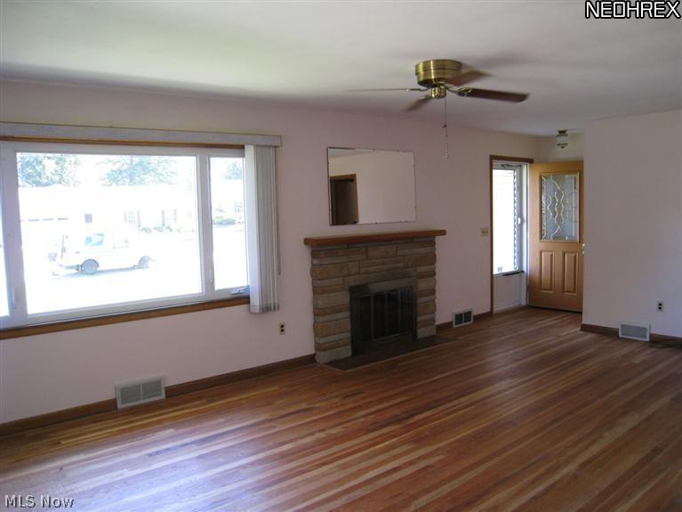 76 Ansel Road Geneva, OH 44041 - Photo 4 of 22