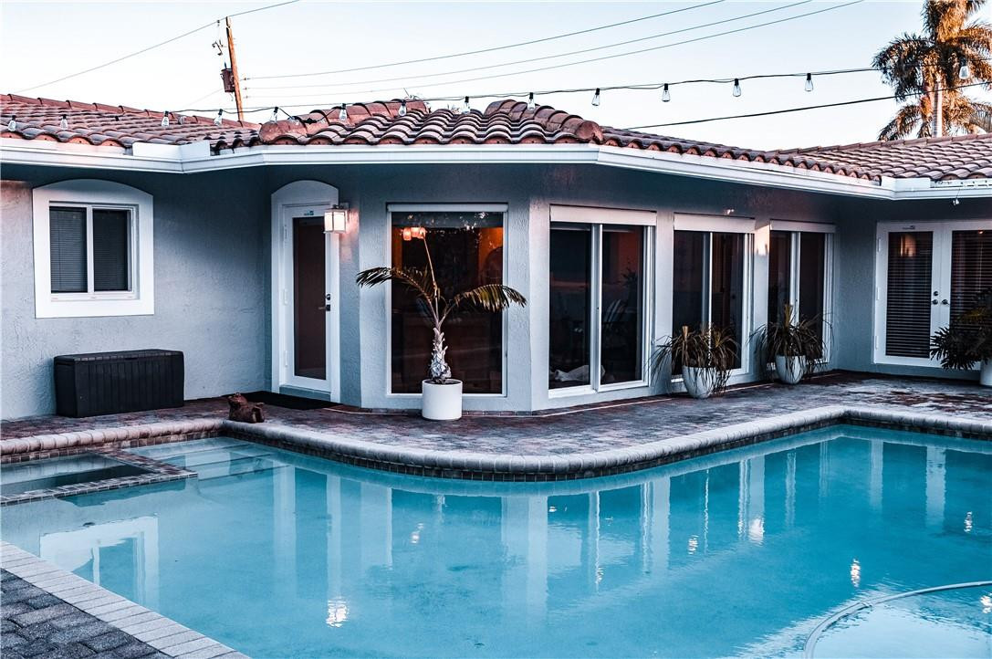 5051 Northeast 24th Avenue Lighthouse Point, FL 33064 - Photo 1 of 25 Photo 1