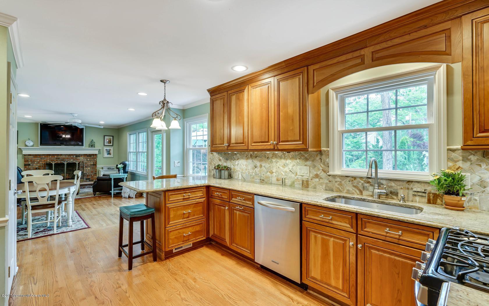 2554 Summit Road Manasquan, NJ 08736 - Photo 20 of 38 22
