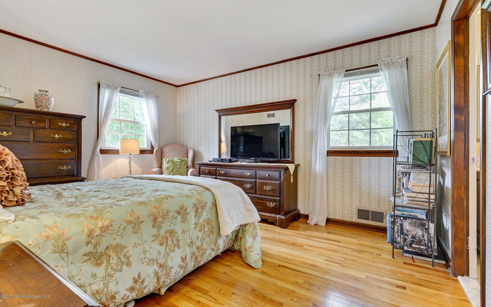 2554 Summit Road Manasquan, NJ 08736 - Photo 31 of 38 27