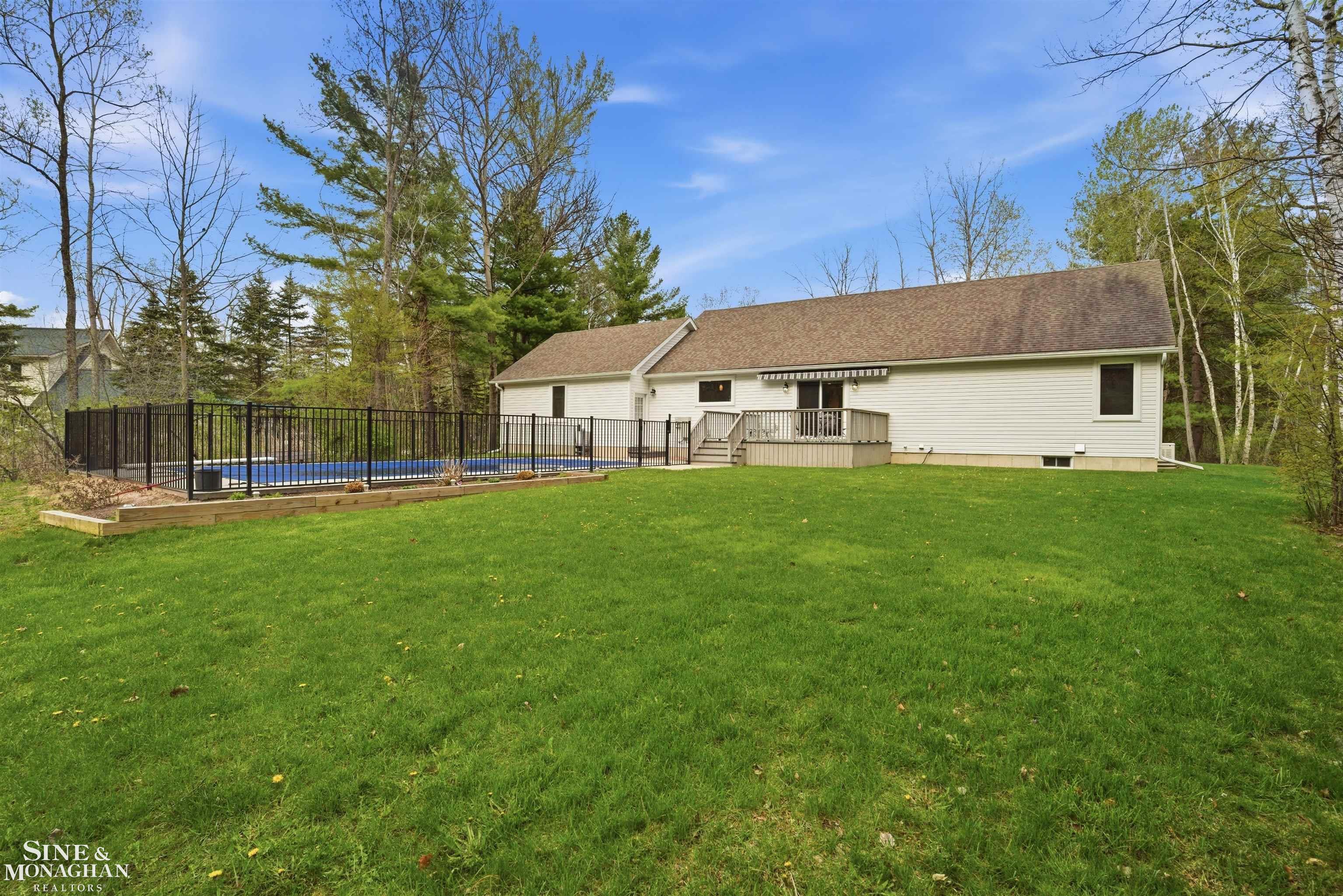 668 South Bartlett Road St. Clair, MI 48079 - Photo 9 of 53