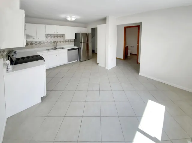 $220,000 | 4430 McColl Drive, Savage, MN 55378