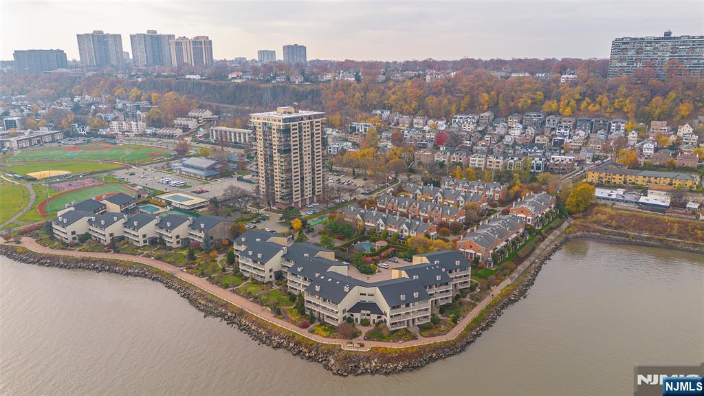 1225 River Road, Unit 7D Edgewater, NJ 07020 - Photo 11 of 41