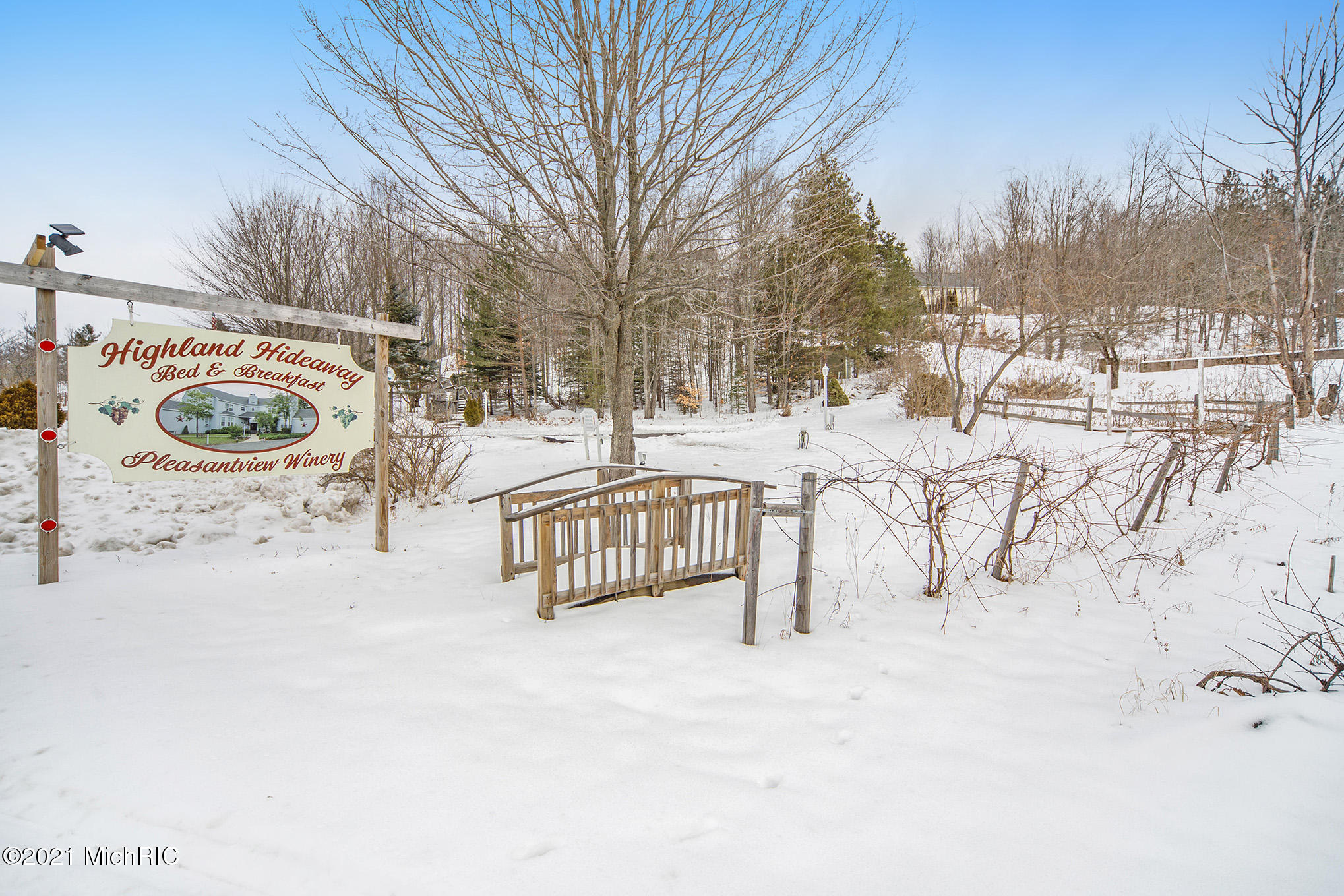 6767 Pleasantview Road Harbor Springs, MI 49740 - Photo 42 of 42 IMG_3558