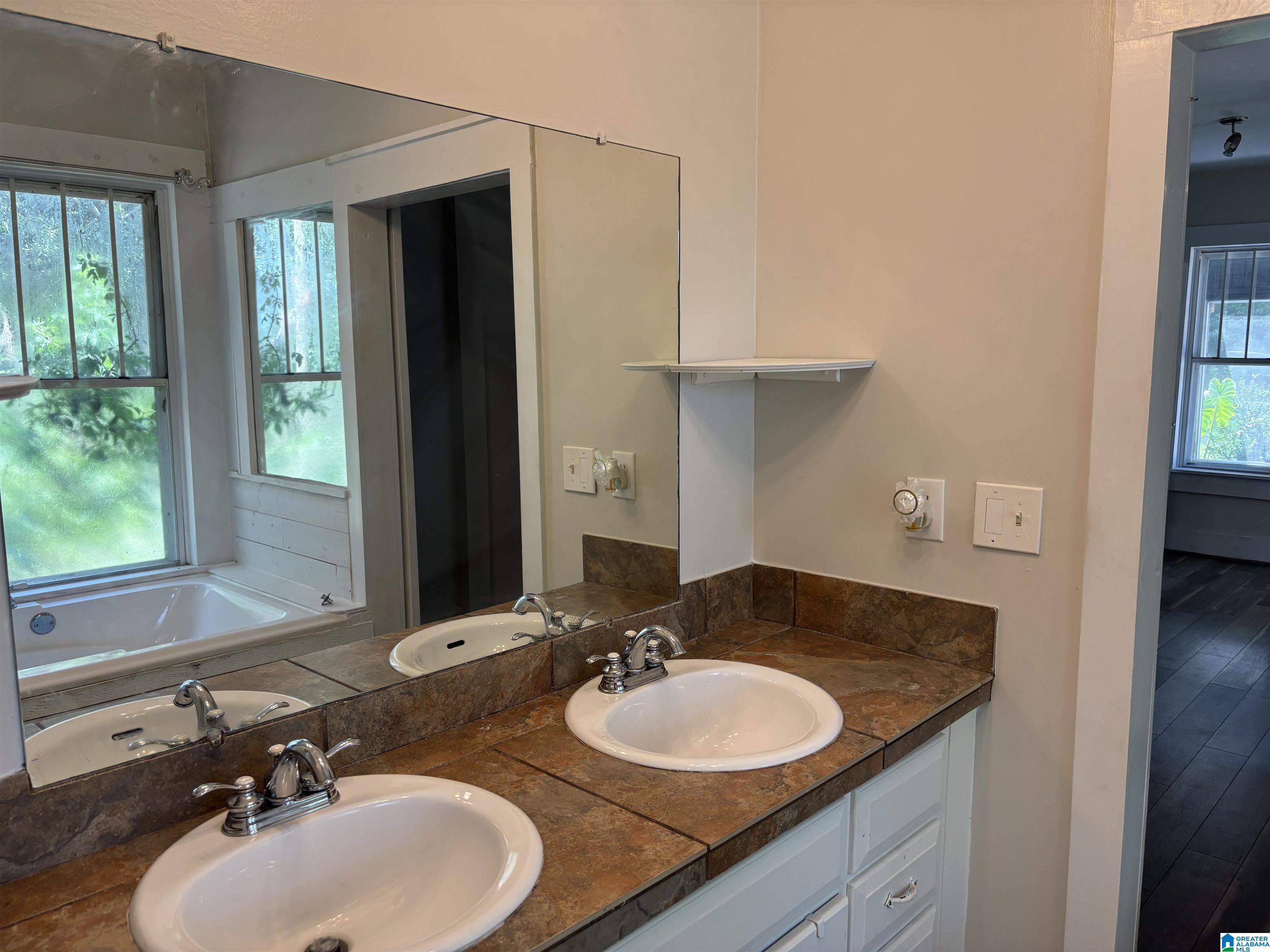 5177 Eastern Valley Road McCalla, AL 35111 - Photo 10 of 40