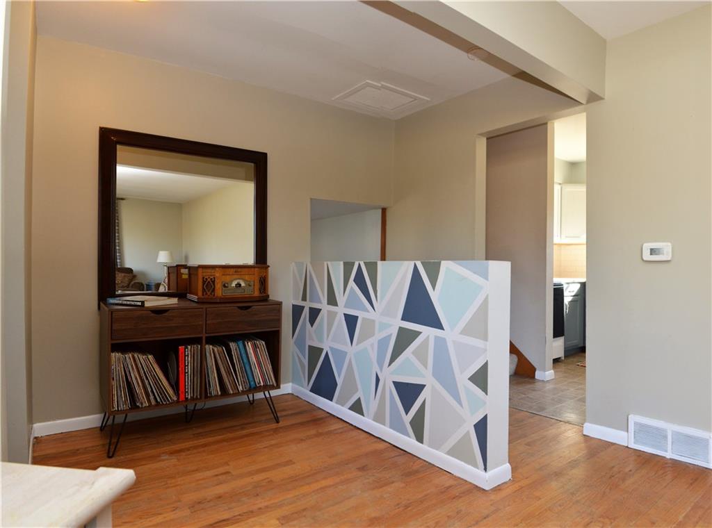 6711 Hague Road Indianapolis, IN 46256 - Photo 6 of 30 Gallery Image 6