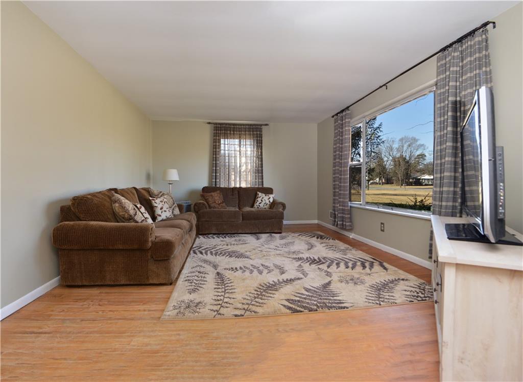 6711 Hague Road Indianapolis, IN 46256 - Photo 7 of 30 Gallery Image 7
