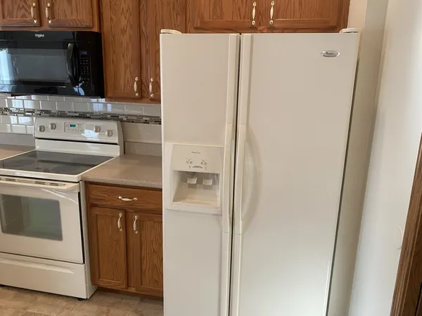 $359,900 | 35 Madison Circle, Davenport, IA 52806