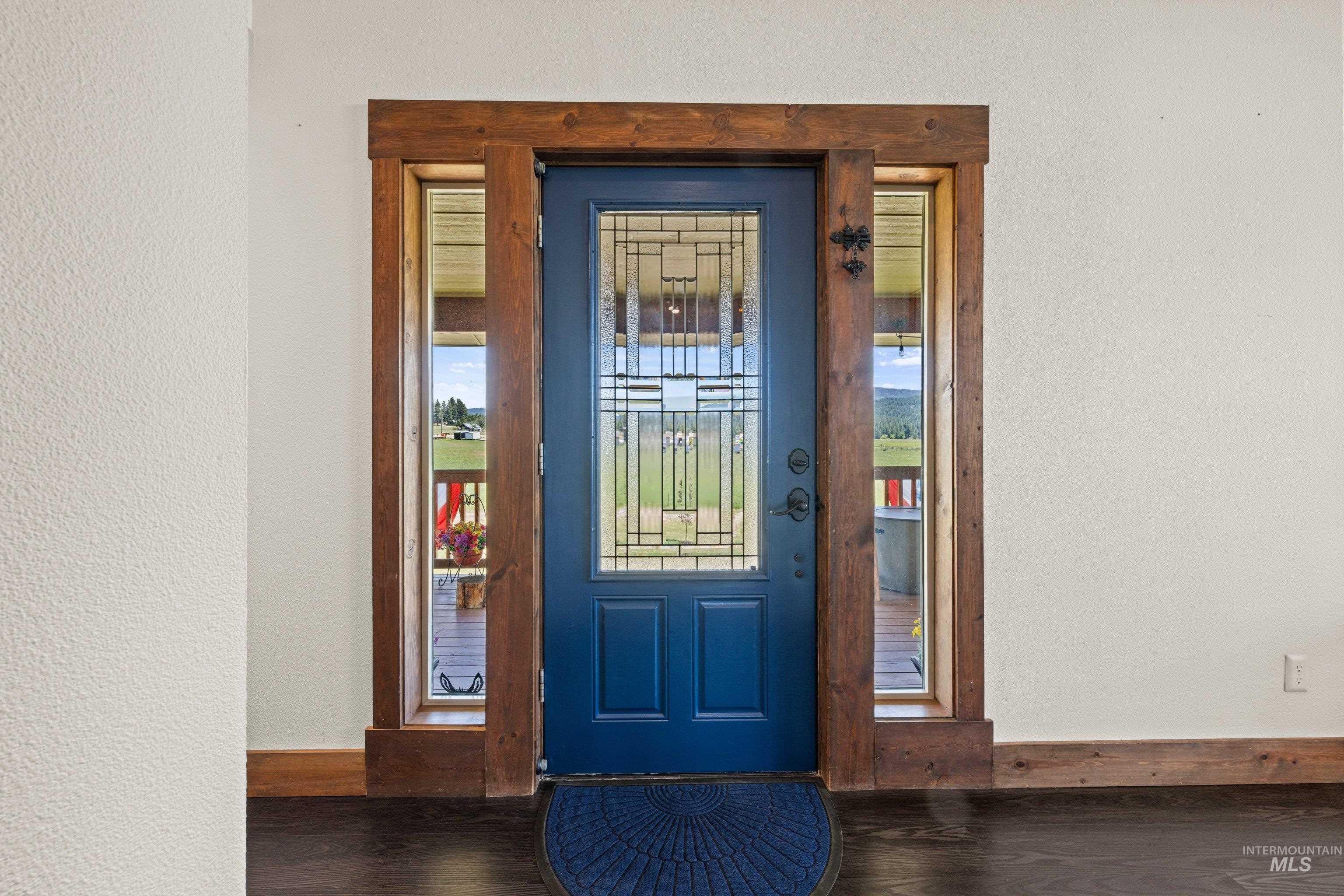136 Goslin Loop Cascade, ID 83611 - Photo 12 of 50