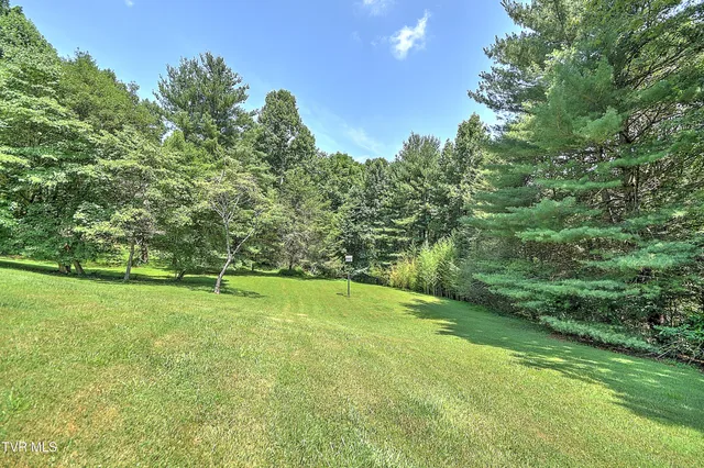 $540,000 | 4700 Weaver Pike, Bluff City, TN 37618