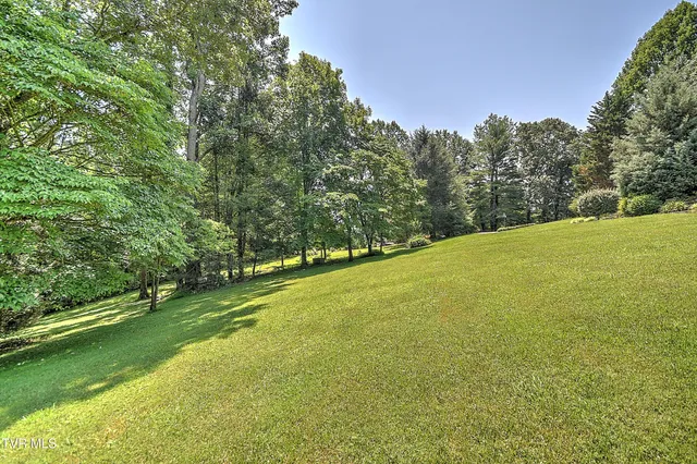 $540,000 | 4700 Weaver Pike, Bluff City, TN 37618