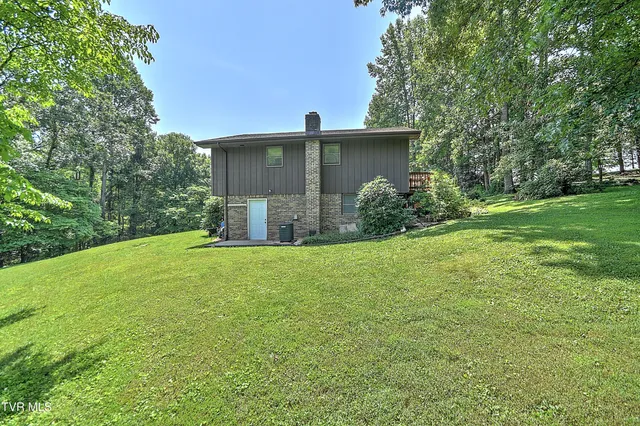 $540,000 | 4700 Weaver Pike, Bluff City, TN 37618