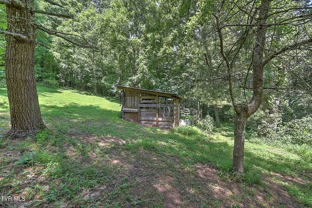 $540,000 | 4700 Weaver Pike, Bluff City, TN 37618