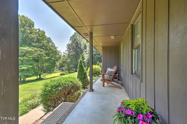 $540,000 | 4700 Weaver Pike, Bluff City, TN 37618