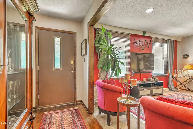 $540,000 | 4700 Weaver Pike, Bluff City, TN 37618