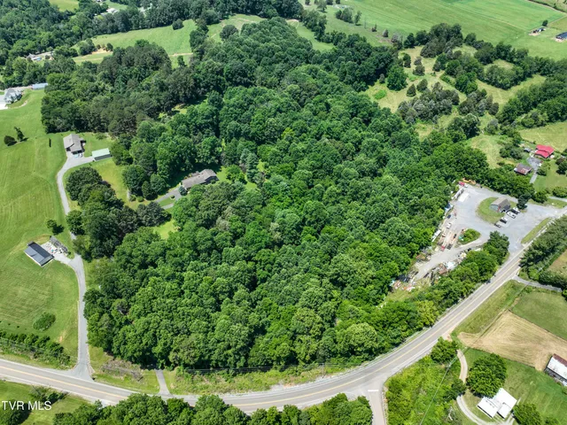 $540,000 | 4700 Weaver Pike, Bluff City, TN 37618