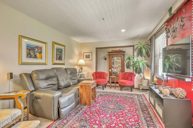 $540,000 | 4700 Weaver Pike, Bluff City, TN 37618