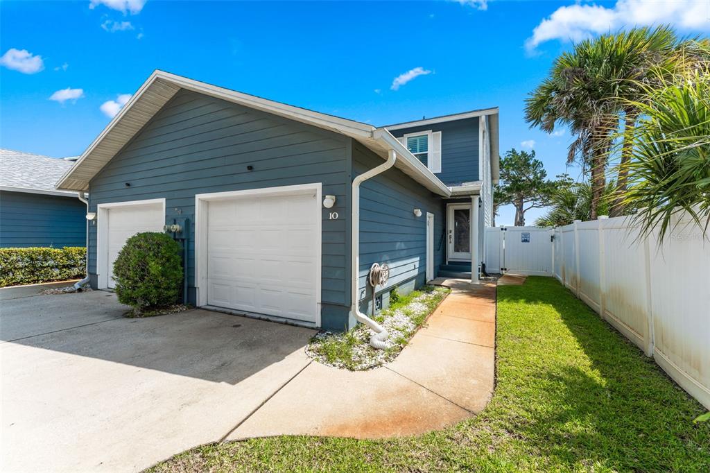 1909 South Riverside Drive, Unit 10 Edgewater, FL 32141 - Photo 4 of 46 Gallery Image 4