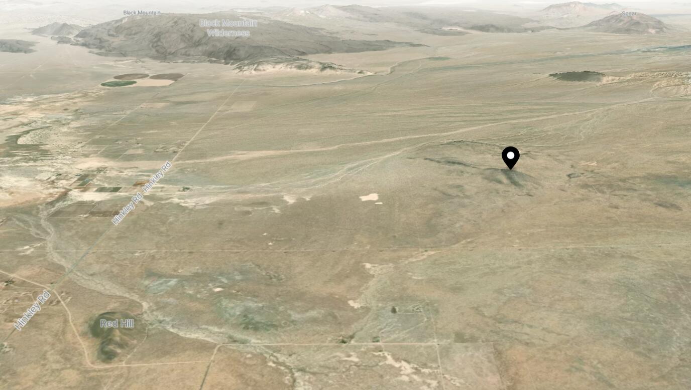 Fossil Bed Road Hinkley, CA 92347 - Photo 8 of 15 a view of a bathroom shower