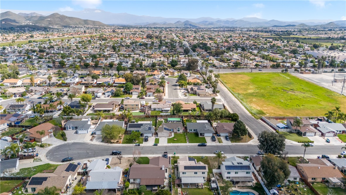 29724 Gifhorn Road Menifee, CA 92584 - Photo 7 of 30