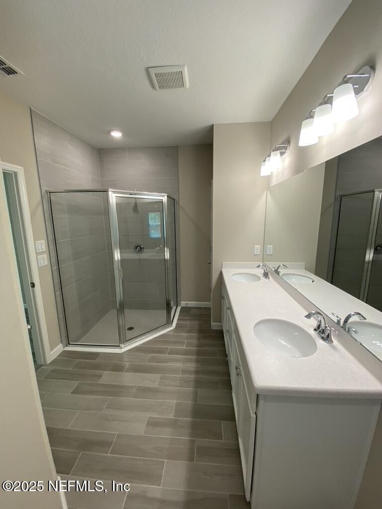 281 King George Avenue St. Augustine, FL 32092 - Photo 10 of 17 Owners Bath