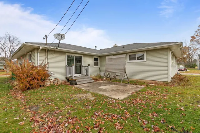 $264,999 | 596 Sunset Lane, Fond du Lac, WI 54935