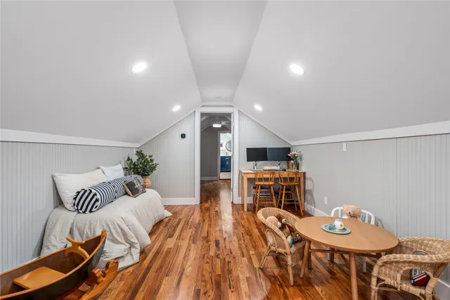 $539,000 | 327 Middleton Street, Bacliff, TX 77518