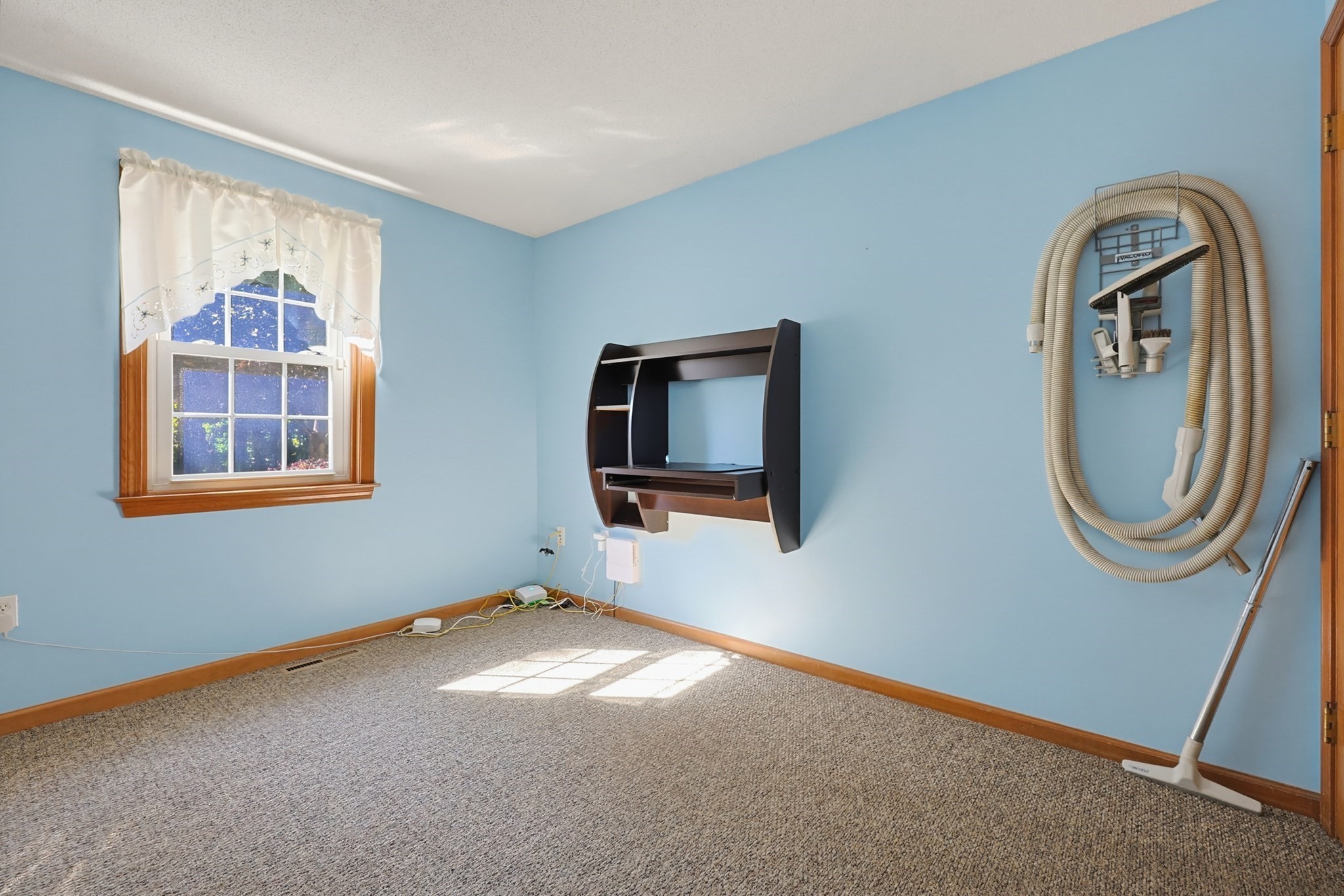 36 Butler Street Ludlow, MA 01056 - Photo 28 of 41 Gallery Image 28