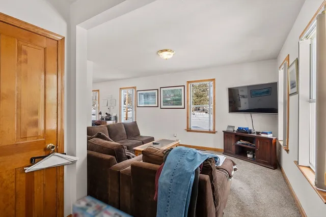 $305,000 | 91 Squawfield Road, Westfield, MA 01085