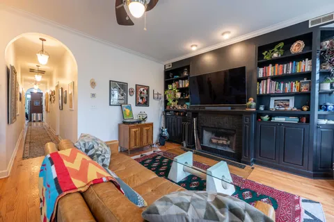 $3,750 | 3233 West Palmer Street, Unit 2, Chicago, IL 60647