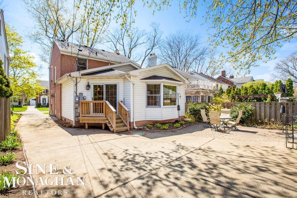 308 Merriweather Road Grosse Pointe Farms, MI 48236 - Photo 26 of 36