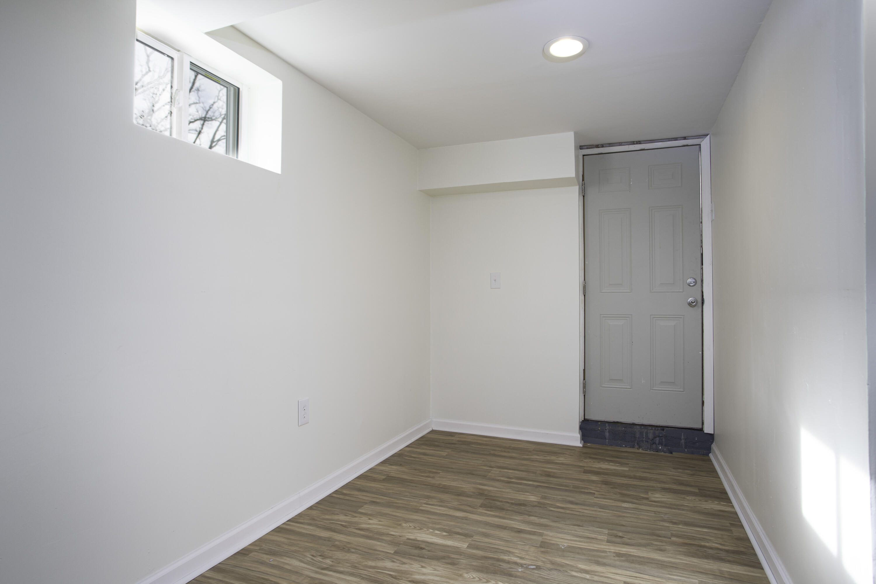 688 Kingston Road Lexington, KY 40505 - Photo 11 of 16 Kingston
