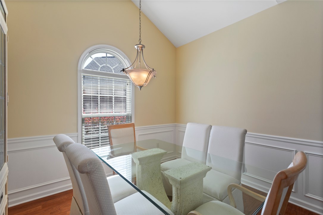 704 Nottingham Court Seneca, SC 29672 - Photo 10 of 48 Dining Room.