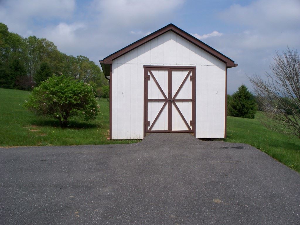 12 Galloping Hills Road Staunton, VA 24401 - Photo 23 of 33 Gallery Image 23