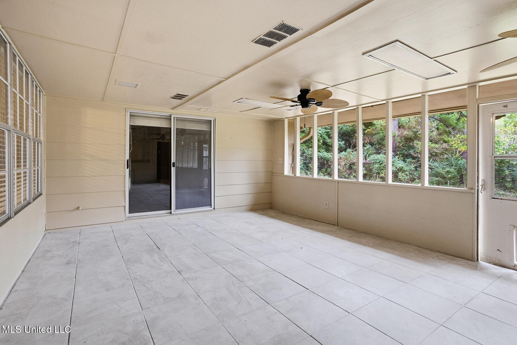 105 Brae Burn Drive Jackson, MS 39211 - Photo 26 of 31 105 Brae Burn-26