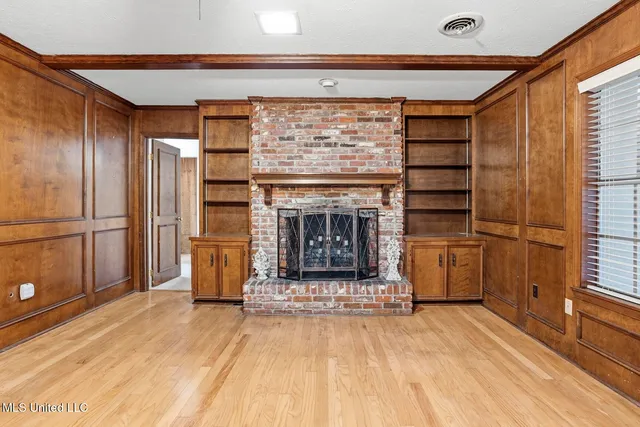 $350,000 | 105 Brae Burn Drive, Jackson, MS 39211