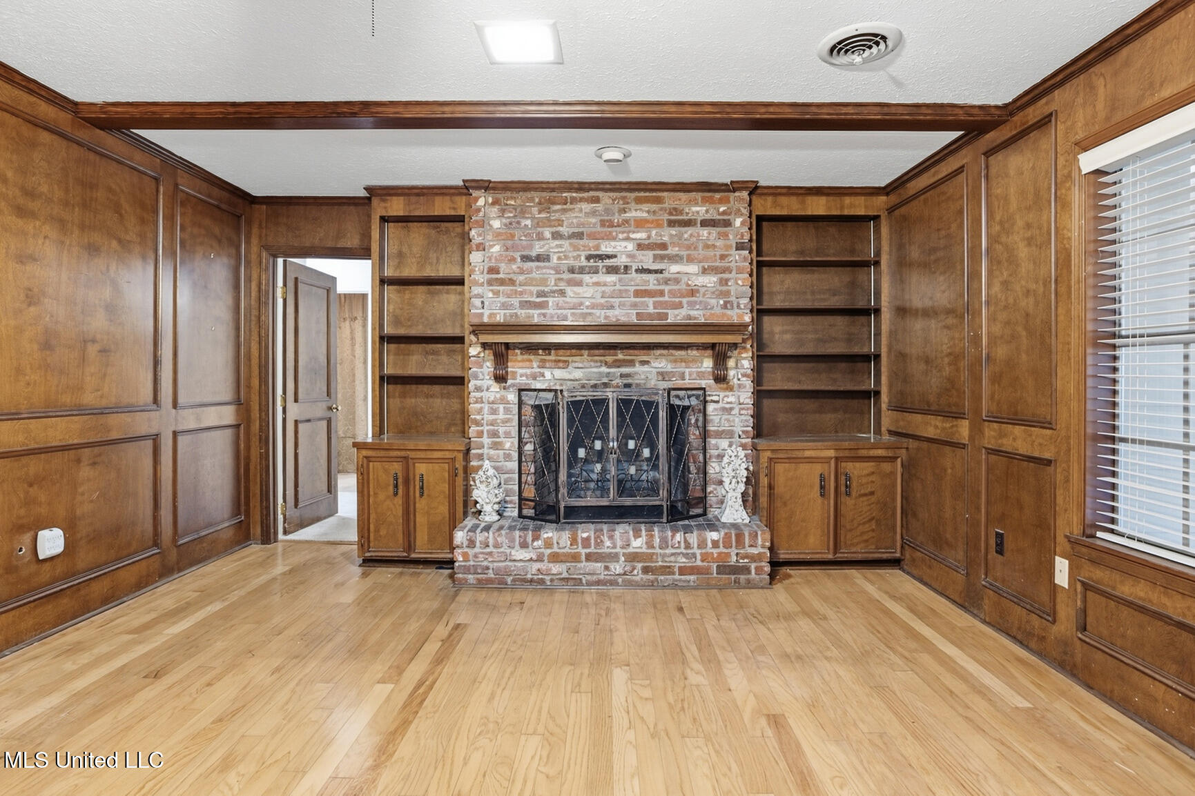 105 Brae Burn Drive Jackson, MS 39211 - Photo 6 of 31 105 Brae Burn-6