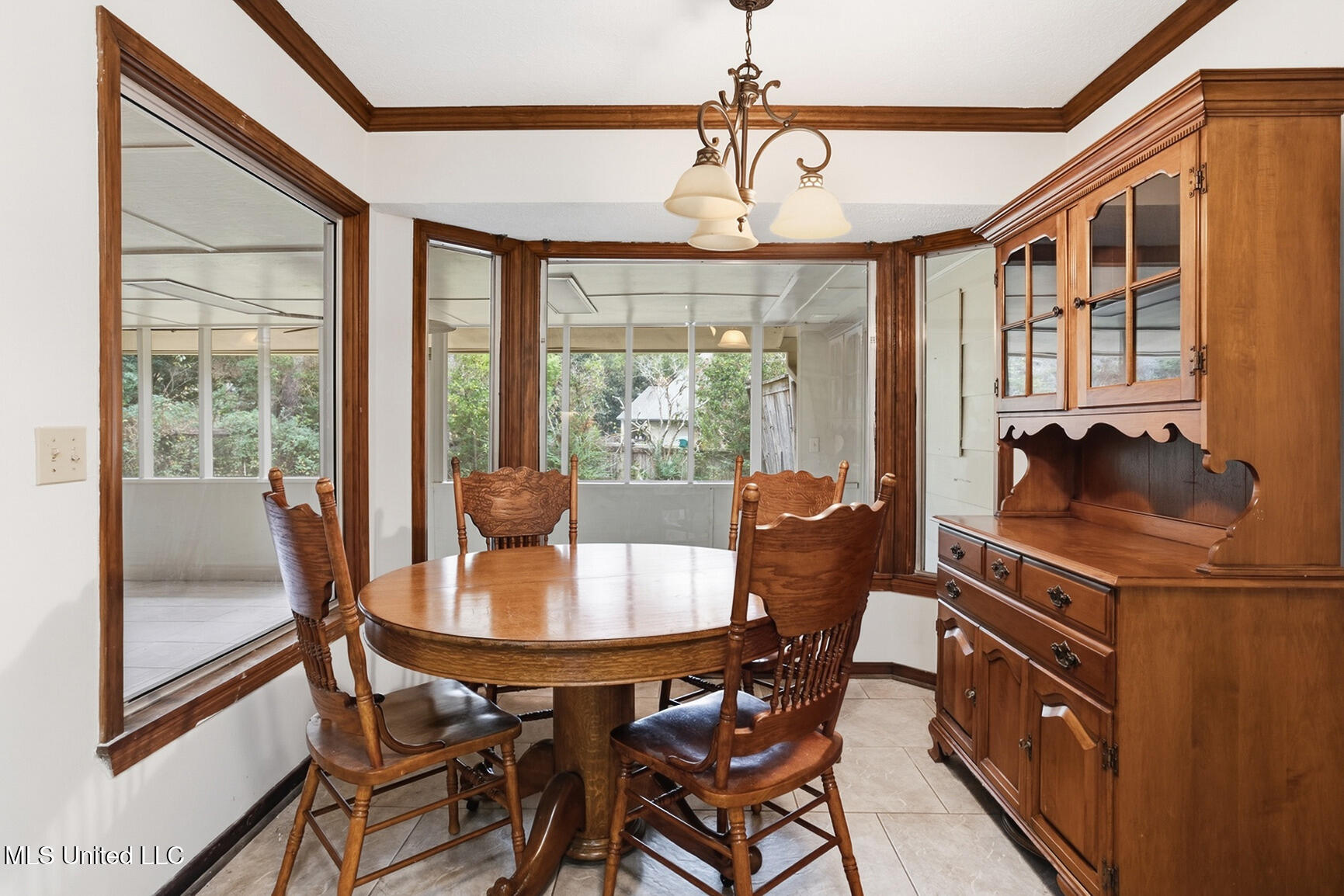 105 Brae Burn Drive Jackson, MS 39211 - Photo 8 of 31 105 Brae Burn-8