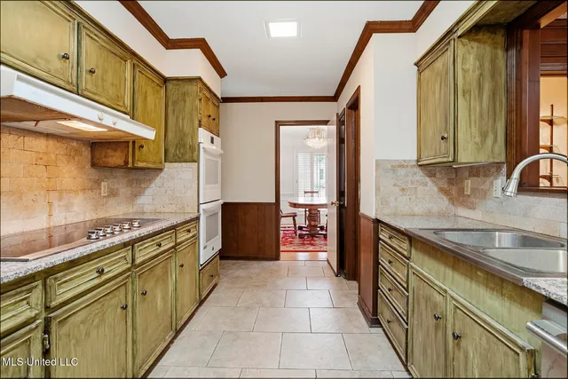 $350,000 | 105 Brae Burn Drive, Jackson, MS 39211