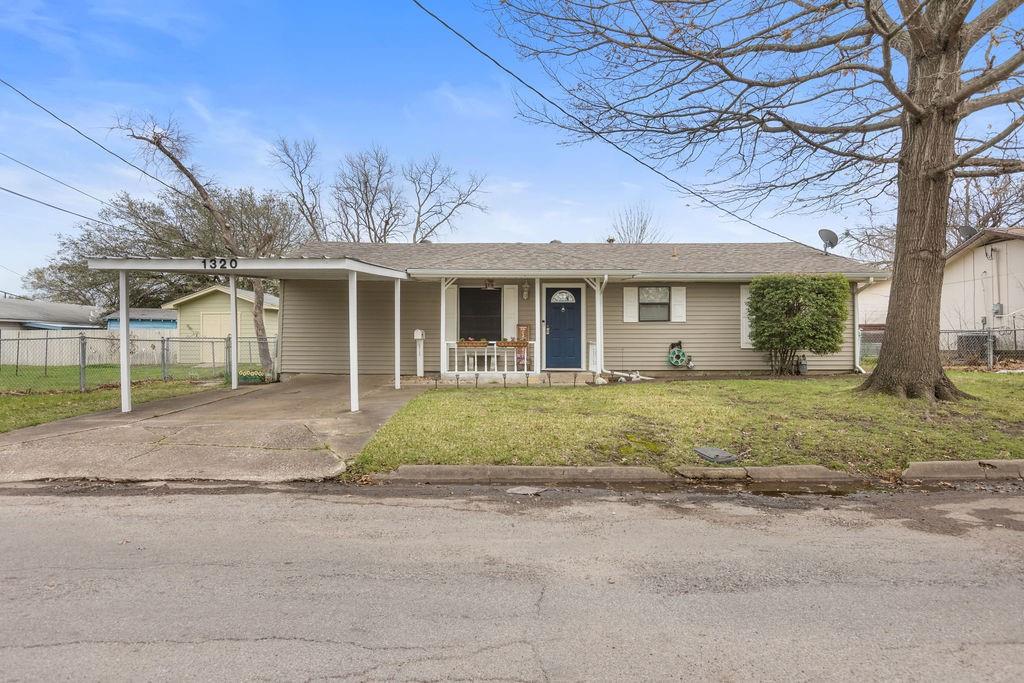 1320 Elm Street Bonham, TX 75418 - Photo 1 of 40