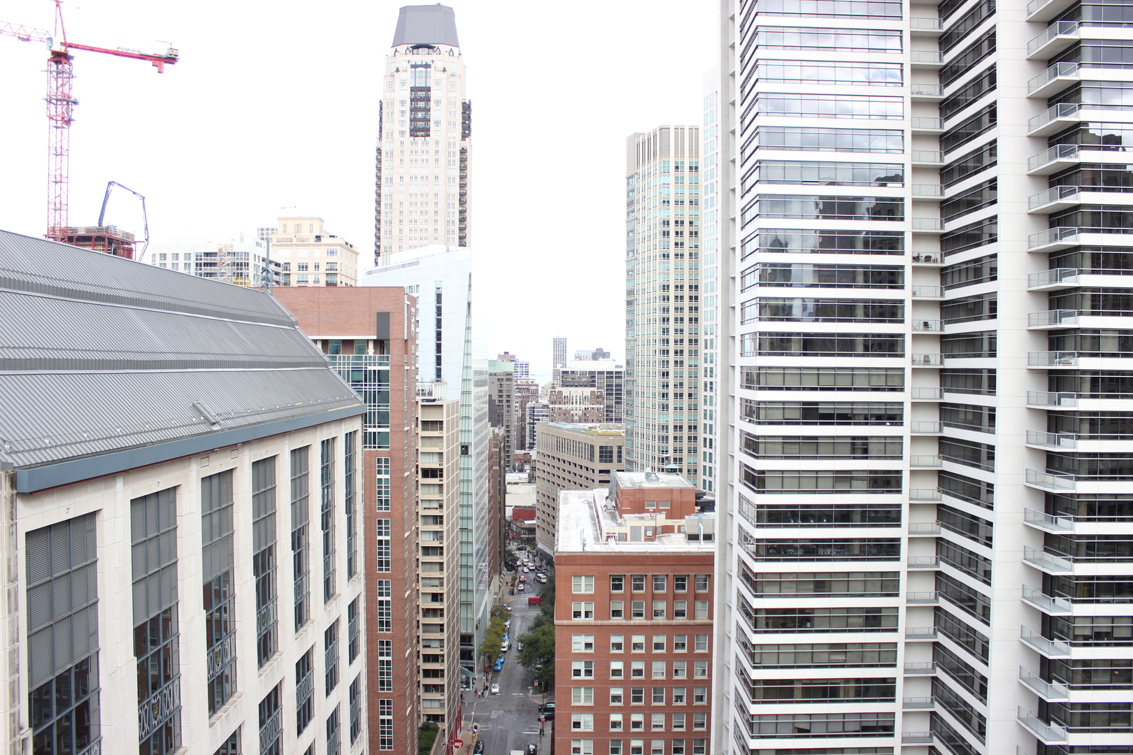 747 North Wabash Avenue, Unit 2501 Chicago, IL 60611 - Photo 22 of 31