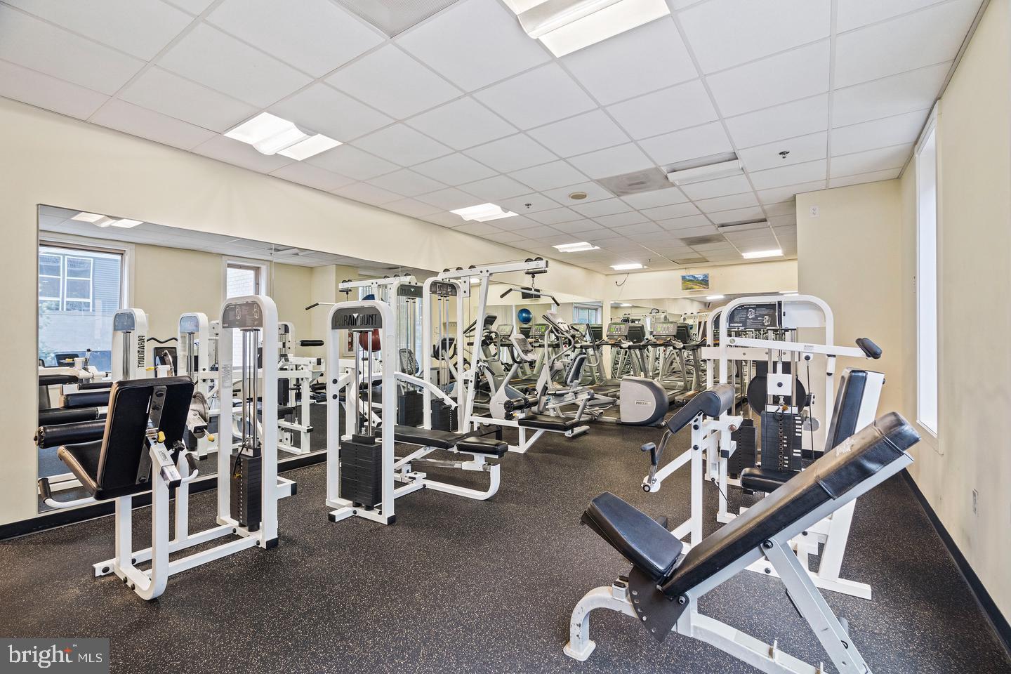 2726 Gallows Road, Unit 705 Vienna, VA 22180 - Photo 15 of 20 Amenities