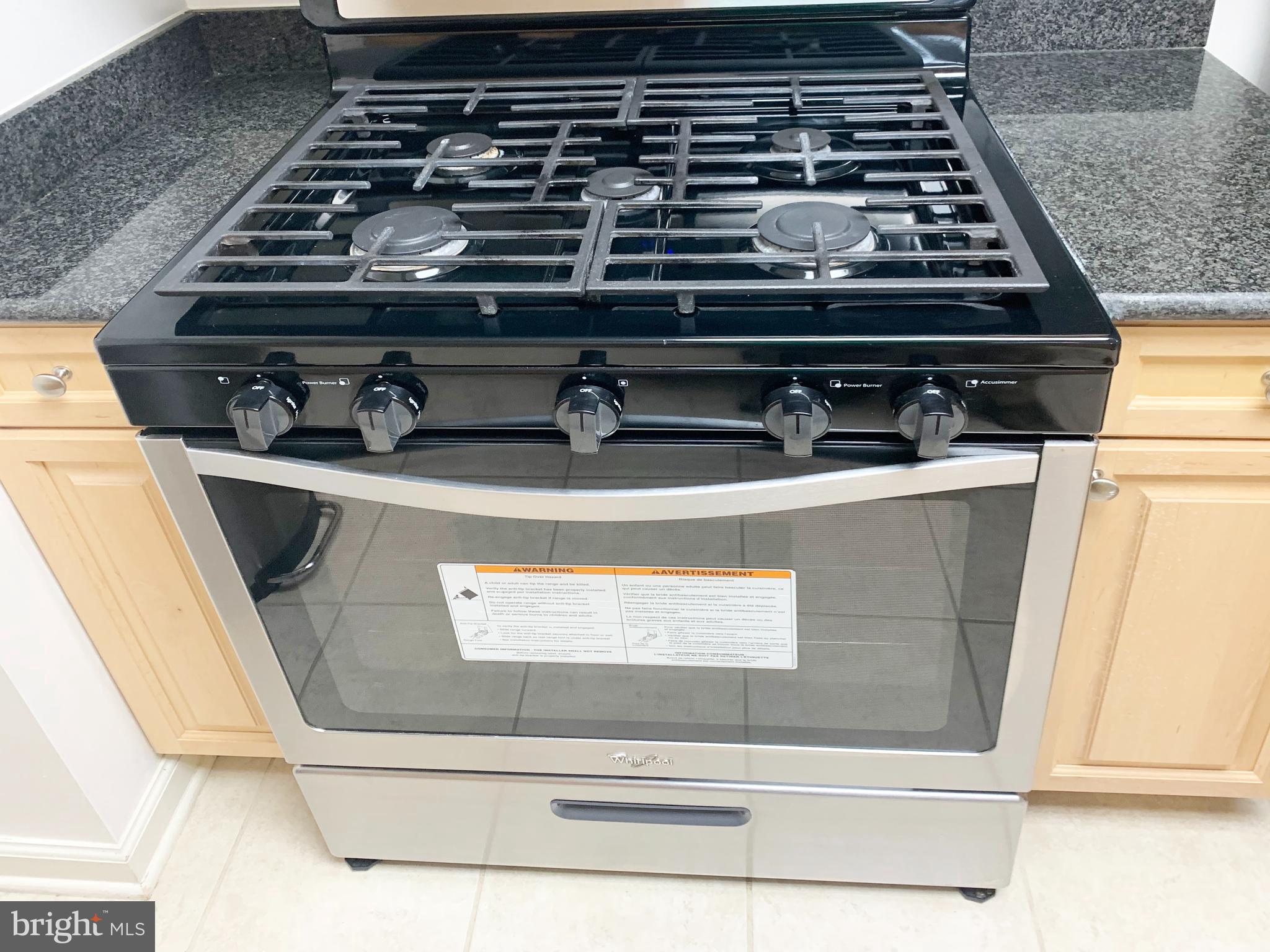 2726 Gallows Road, Unit 705 Vienna, VA 22180 - Photo 9 of 20